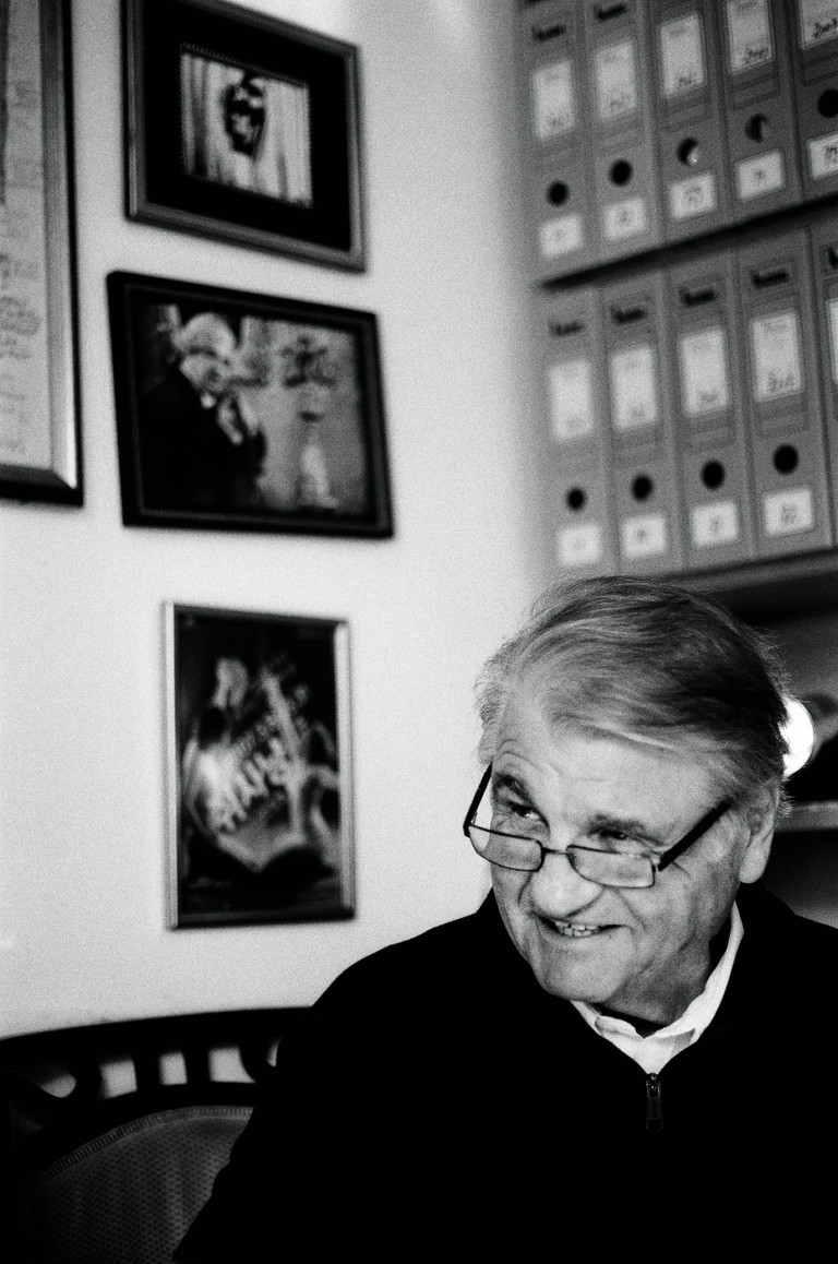Peter Turrini. Der Dichterfürst hat wieder ein Werk für „seine“ Josefstadt geschrieben – ein Stück über den Mozart-Librettisten Da Ponte. Was er selbst dazu sagt, lesen Sie in unserer neuen Ausgabe.
