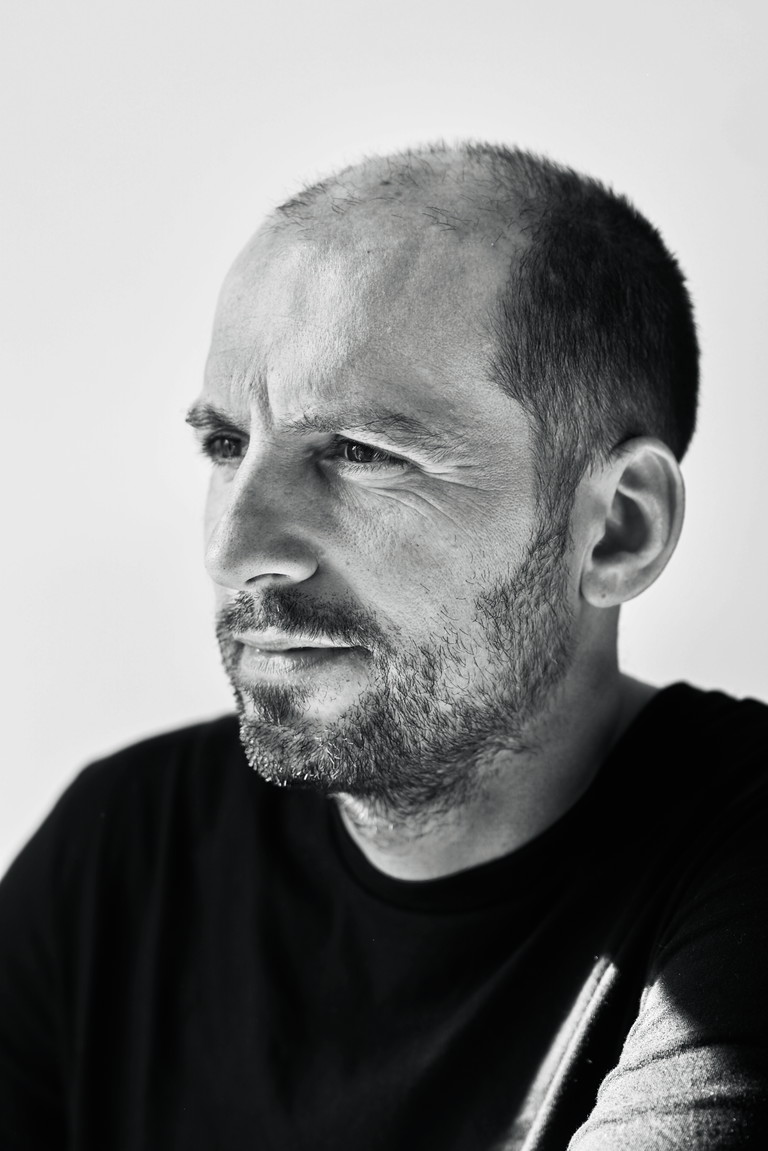 Christian Thausing arbeitet vor allem als Musiktheater-Regisseur. Er inszenierte u. a. „Anatevka“ an der Oper Graz, Tobias Pickers „Thérèse Raquin“ an der Kammeroper Wien, schrieb und setzte „Alpha Centauri“ in Luxemburg in Szene und trug mit seinen Arbeiten zur Wiederbelebung der Operettentradition im Stadttheater Leoben bei.