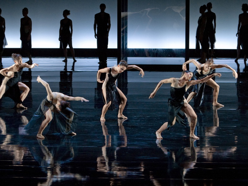 Die dynamische Choreografie zu Brahms’ Musik wurde vom Ballett am Rhein 