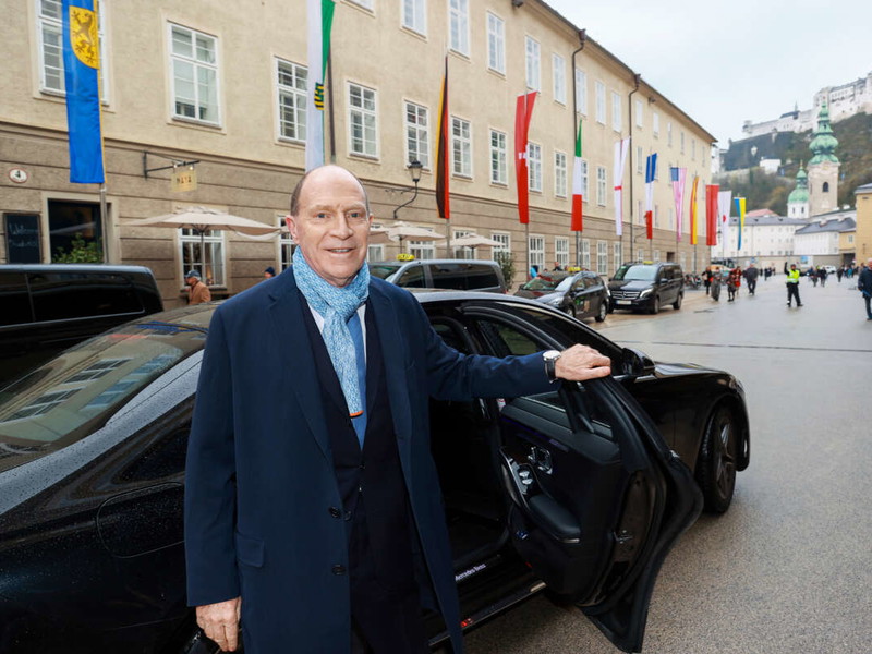 Martin Schlaff bei den Osterfestspielen. Dieses Foto entstand vor der „Tannhäuser“-Aufführung am Ostersonntag in Salzburg bei einem der beiden Treffen mit der BÜHNE. 