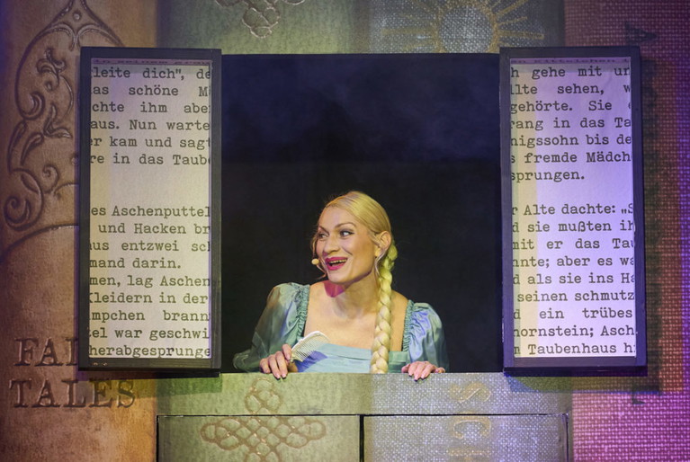 Nazide Aylin lässt als Rapunzel natürlich ihr Haar herunter. 