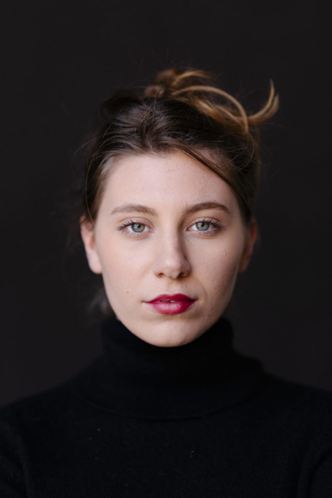 Seit September 2021 ist Johanna Mahaffy Ensemblemitglied am Theater in der Josefstadt und seit 2020 auch als Gast am Burgtheater engagiert.