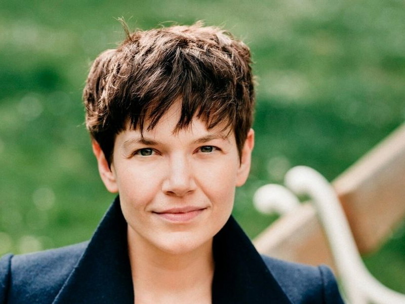 Milica Jovanović ist eine vielgefragte Musicaldarstellerin. Diese Spielzeit gab sie zum Beispiel ihr Debüt als Lisa in Jekyll & Hyde am Theater Dortmund. 