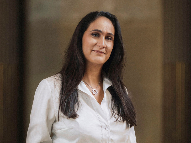 „Ich wusste schon mit sieben Jahren, dass ich Musikerin werden will, und habe bereits mit 15 einen Chor dirigiert.“ so die Dirigentin Simone Menezes.