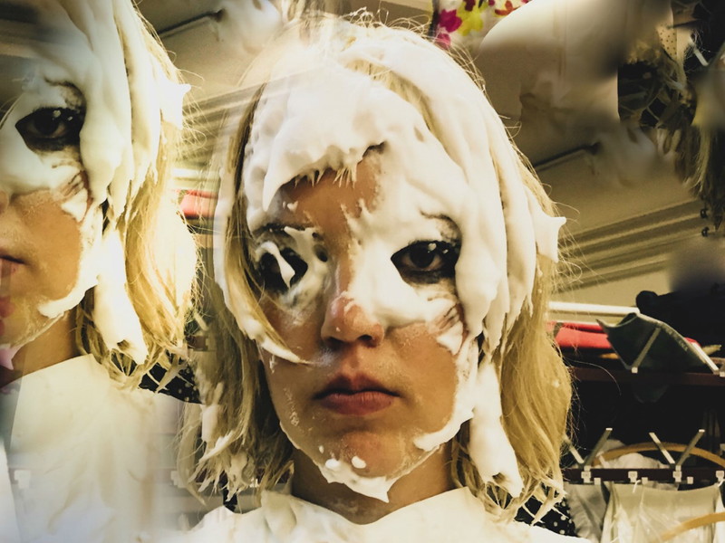 „abgespielt" heißt der Theaterpodcast von Schauspielerin Lisa Weidenmüller, den sie gemeinsam mit ihren Kollegen Florian Stohr und Tobias Voigt betreibt.