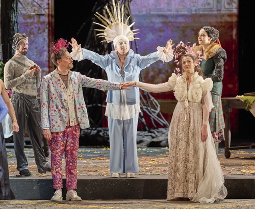 Foto: Wiener Staatsoper/Michael Pöhn
Andrea Mastroni  Zámečníková (Euridice) und Christina Bock (Botin / Proserpina)