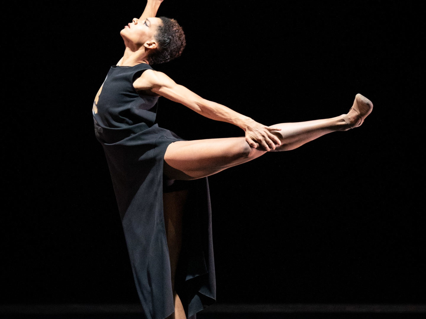 Rebecca Horner ist vielen noch als Kinderstar an der Seite von Otto Schenk bekannt. Doch schon mit 10 Jahren entschied sie sich für das Ballett. Seit 13 Jahren tanzt sie im Wiener Staatsballett, seit 2017 ist sie Solotänzerin. Am Freitag ist sie bei der Premiere von "Mahler, live" zu erleben.