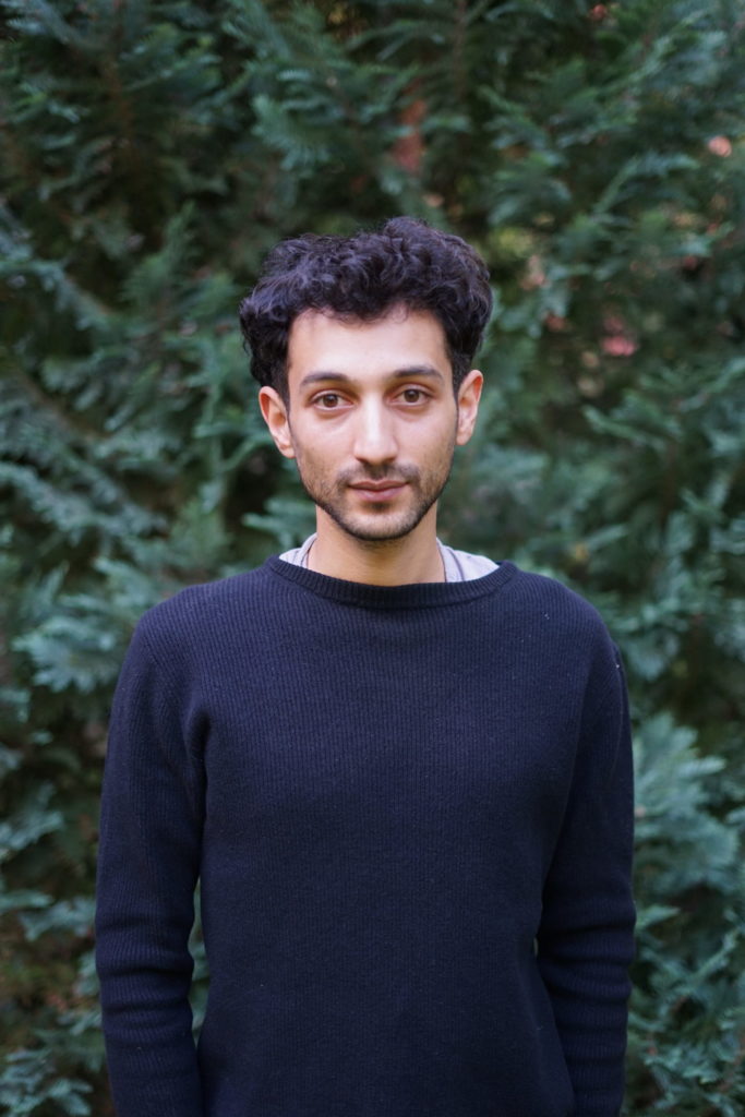 Sahba Sahebi studierte Regie in Hamburg und ist als freier Regisseur und Autor tätig. 