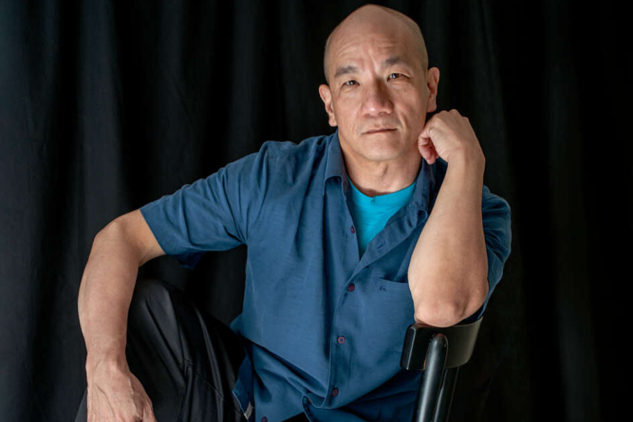 Richard Chen See: Auf den Spuren einer Lichtgestalt - Bühne