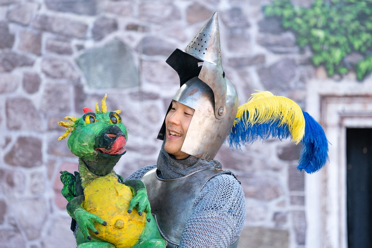 Auch ein Drache darf im Mittelalter-Abenteuer nicht fehlen.