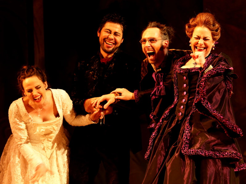 Rebecca Nelsen no (Figaro), Stefan Cerny (Dr. Bartolo), Sulie Girardi (Marcellina)