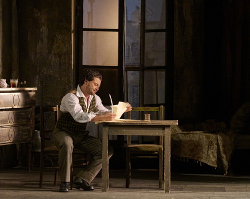 Foto: Wiener Staatsoper / Michael Pöhn 
Vittorio Grigolo als Rodolfo.