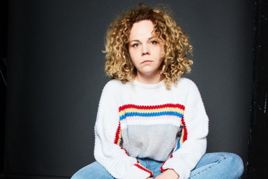 Sarah Viktoria Frick im Porträt