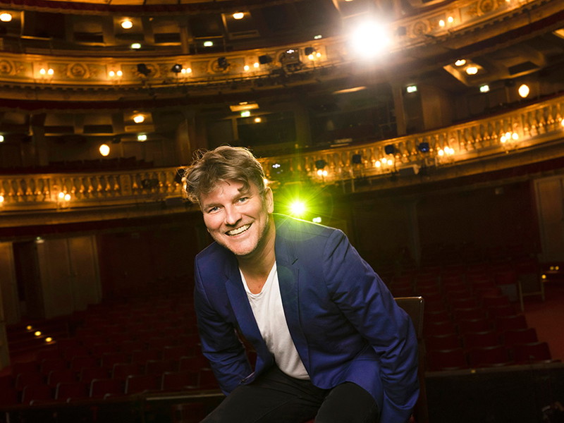 Ab der Spielzeit 2022/23 übernimmt Stefan Herheim die Intendanz des Theaters an der Wien, dem Stagione-Opernhaus der Vereinigten Bühnen Wien.