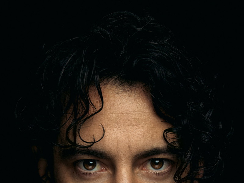 Stefano Bernadin spielt Hamlet - und zwar alle Rollen. Die eindrucksvolle one man show ist seit Mitte November zu sehen.