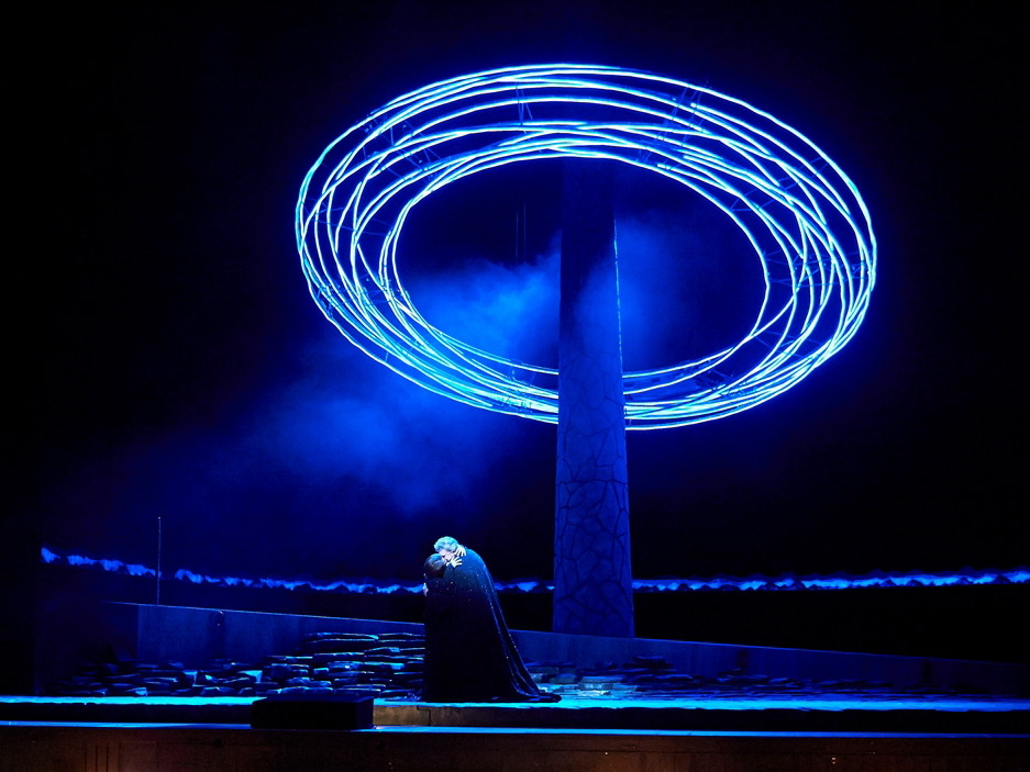 Am Mittwoch streamt die Staatsoper die Vorstellung von Wagners Tristan und Isolde aus dem Jahr 2015.
