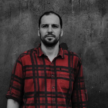 Christian Thausing ist ein österreichischer Regisseur. In der Wiener Kammeroper inszeniert er Tobias Pickers „Thérèse Raquin".