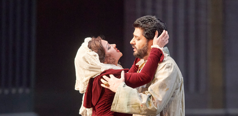 Opernsuperstar Anna Netrebko als Tosca in der Wiener Staatsoper. Die Liste an prominenten Interpretinnen ist lang.