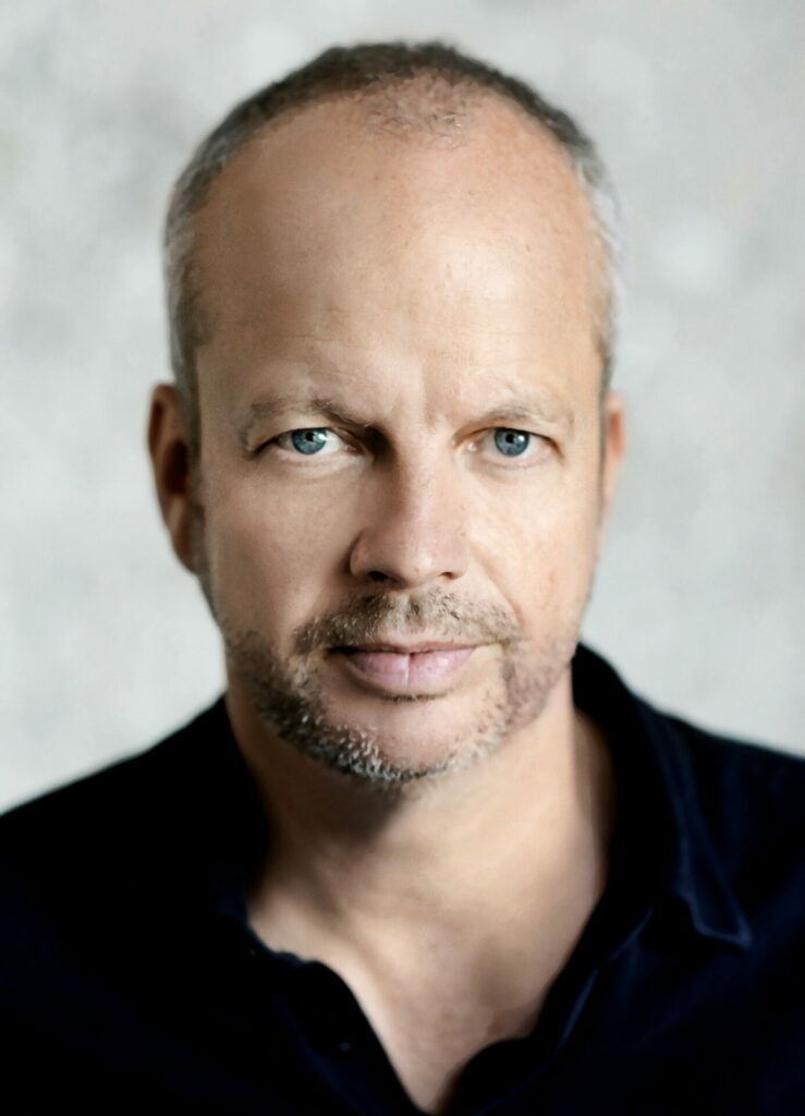 Claus Guth: Er hat von Mozart über Wagner und Strauss bis hin zu Monteverdi fast alles in nahezu allen großen Häusern inszeniert. Seine letzte Regiearbeit für die Staatsoper war „Tannhäuser“ 