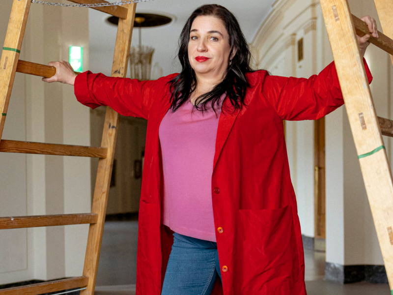 Maria Happel beim Cover-Shooting für die aktuelle Ausgabe der BÜHNE.