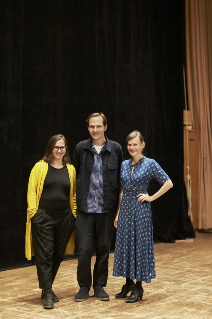 Das Leading-Team. Nina Blum us Henn und Autorin Margit Mezgolich (links) bei den Proben.