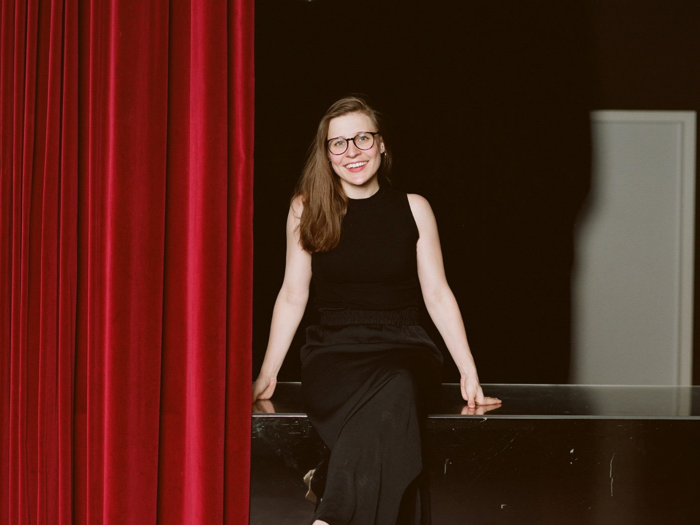 Krysztina Winkel ist seit dieser Saison für Outreach und Vermittlung in der Wiener Staatsoper zuständig, sprich: Sie möchte möglichst viele unterschiedliche Menschen für Oper und Ballett begeistern.