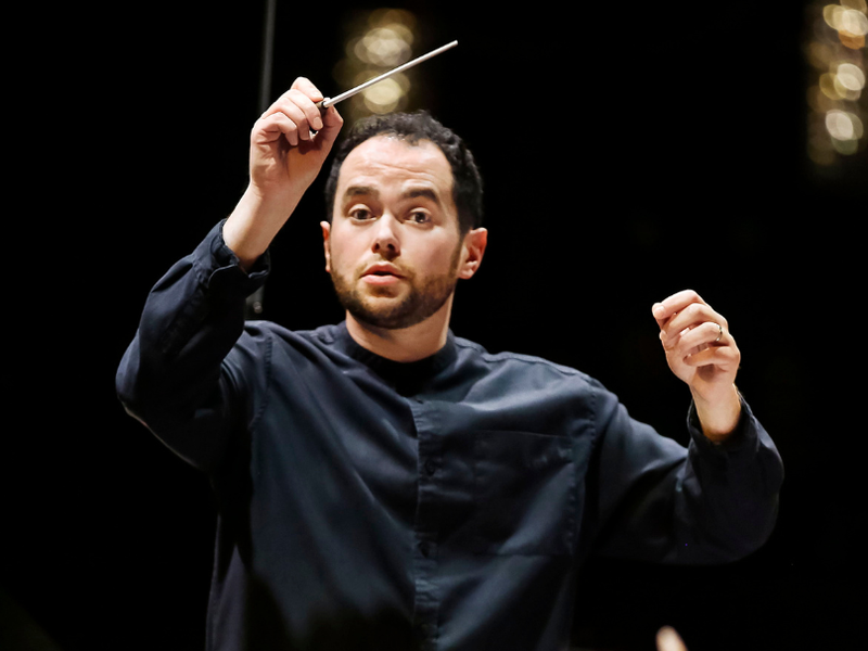 Seine Antwort: „Mit der richtigen Gruppe von Musikern und dem richtigen Konzertmeister kann es wunderbar und frei klingen.“