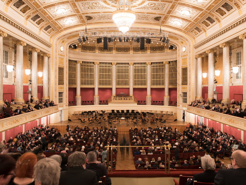 Das Wiener Konzerthaus bleibt auch im Juli nicht leer. Um verschobene Konzerte nachzuholen, wurde die Saison verlängt. 