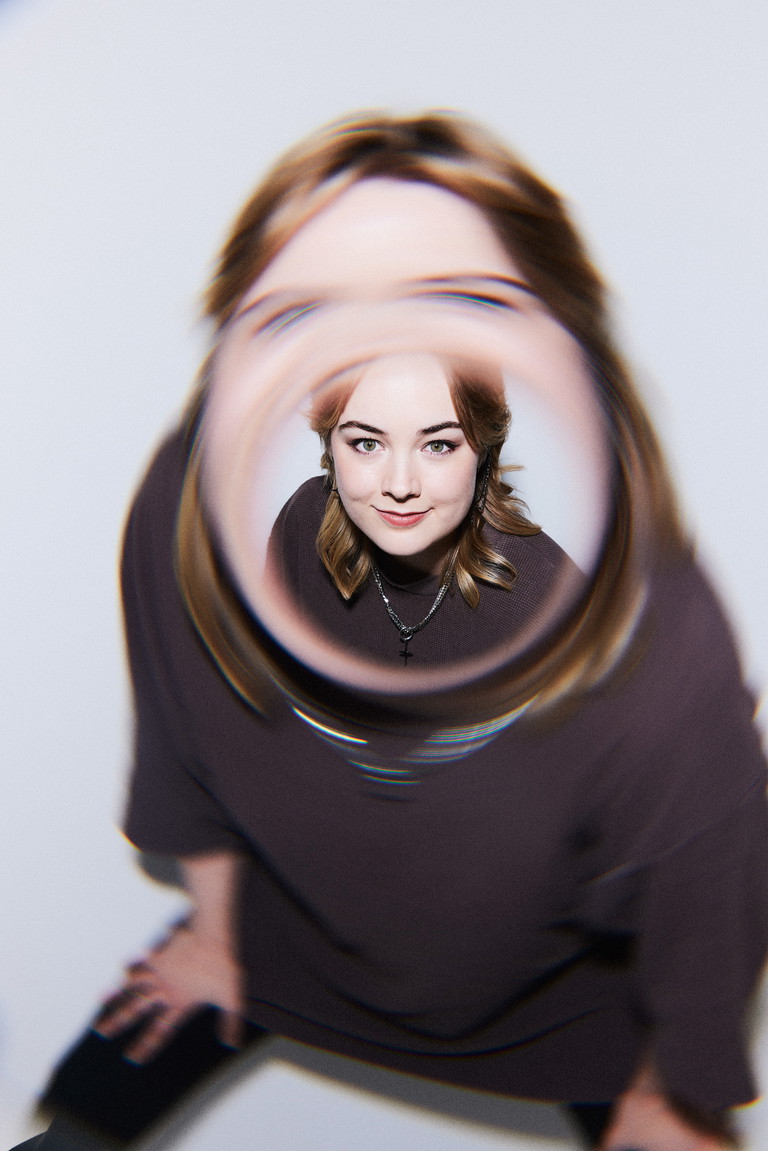 Lauren Urquhart ist Fischerin Annina. Die gebürtige Amerikanerin singt diese Saison unter
anderem im „Figaro“ und die Adele in „Die Fledermaus“.