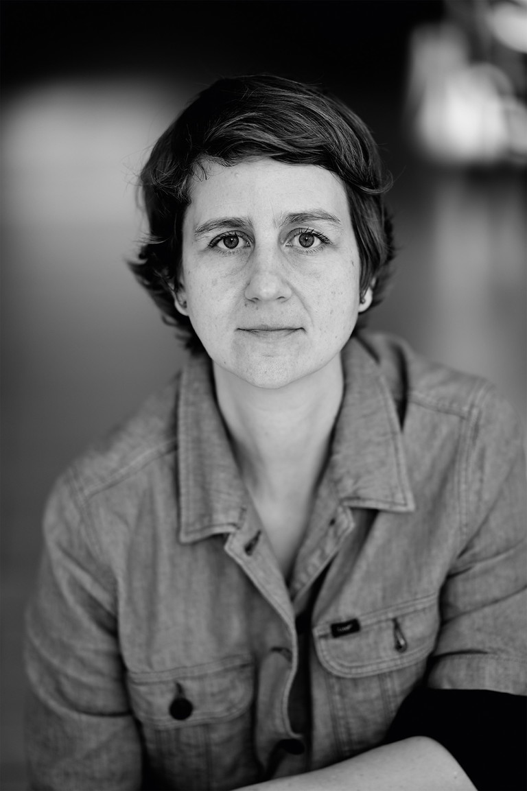 Elisabeth Stöppler studierte Musiktheaterregie, inszenierte unter anderem an der Semperoper Dresden, der Staatsoper Berlin sowie bei den Bregenzer Festspielen und war Hausregisseurin am Staatstheater Mainz. Ihre Inszenierung von Bernhard Langs „Dora“ 2024 an der Staatsoper Stuttgart wurde als Uraufführung des Jahres ausgezeichnet.