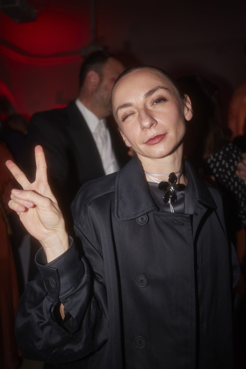 Gewann 2024 den NESTROY für "Beste Schauspielerin": Julia Edtmeier
