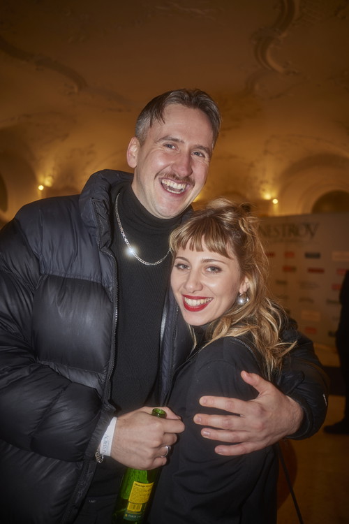 Volkstheater meets Josefstadt: Elias Eilinghoff und Johanna Mahaffy