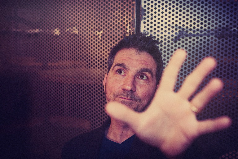 Theater muss sexy sein. Im besten Fall fühlt es sich so an wie ein gutes Date – lustvoll, captivating und herausfordernd. – Seán McDonagh, Schauspieler