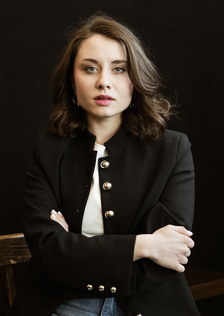 Mira Alkhovik spielt in "Titus" Vitellia.