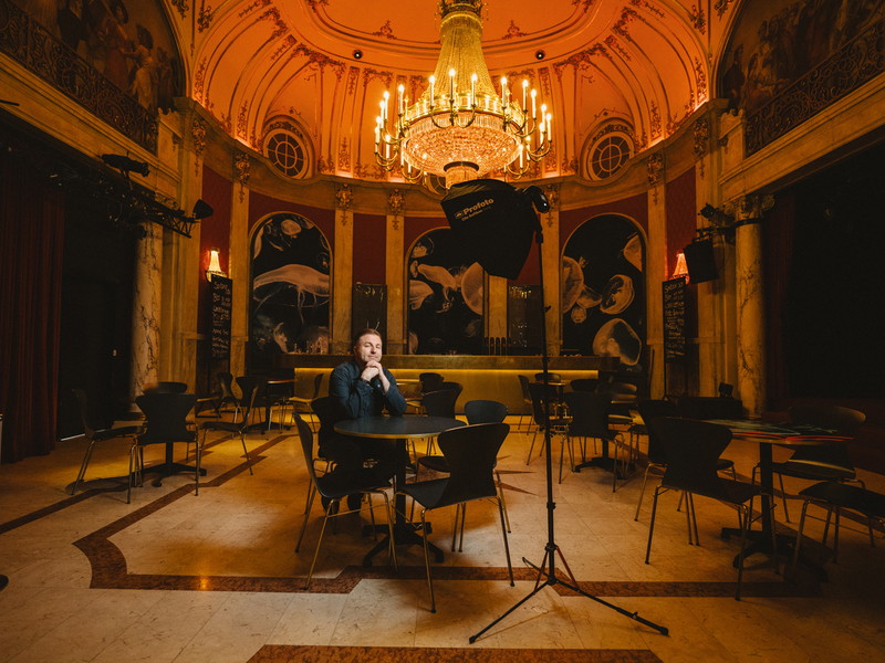 Jan Philipp Gloger im Volkstheater.