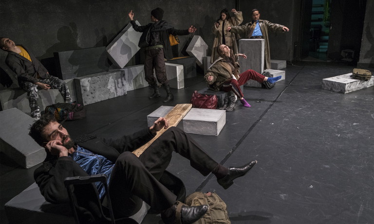 Szenenbild aus „Antigone“. 