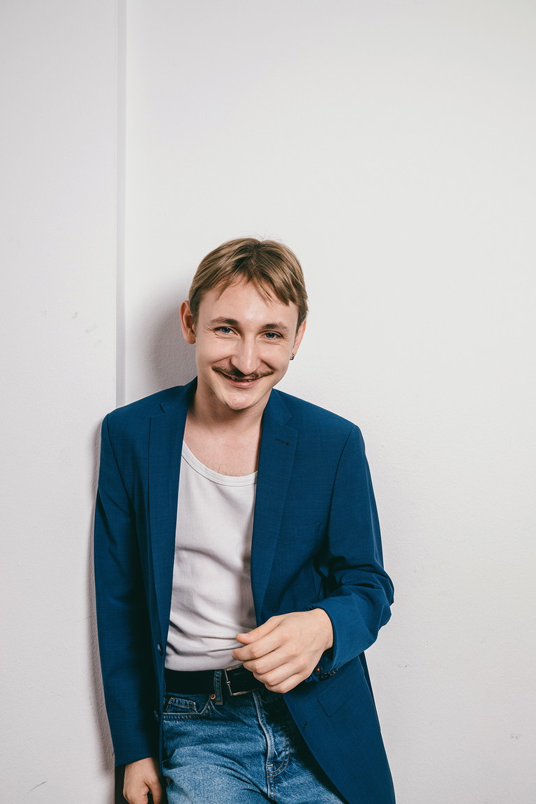 „Was mich am Künstlerberuf inspiriert, ist, dass es ein Teamsport ist.“
Linus Al Baroffio