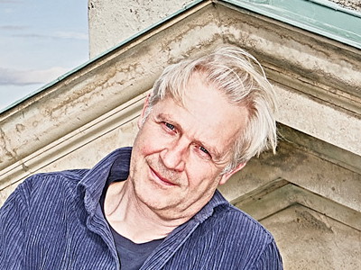 Stefan Bachmann auf dem höchsten Punkt des Burgtheaters.