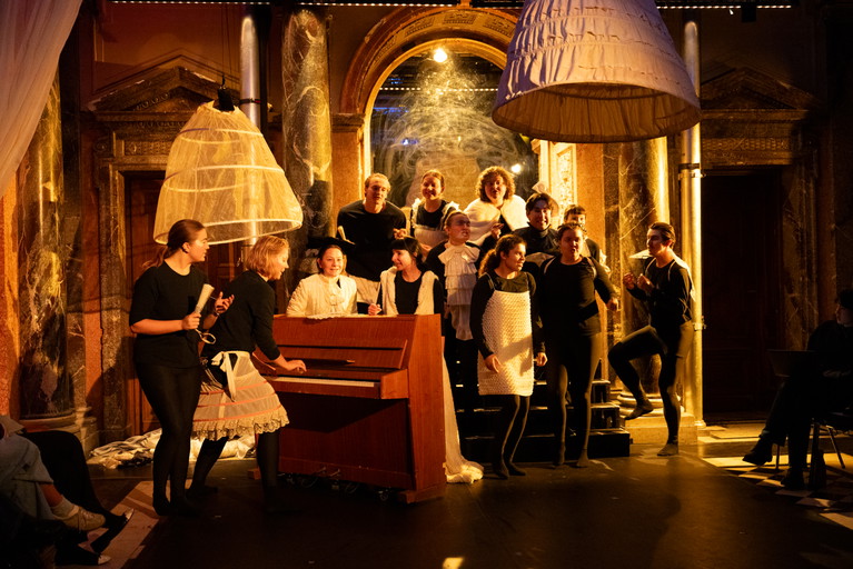 Theaterclub 2