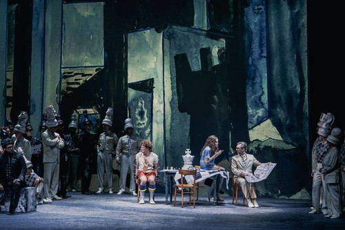 Daniel Schmutzhard (Papageno), Rebecca Nelsen (Pamina), Stefan Cerny (Sarastro), Chor der Volksoper Wien