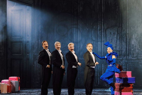 Ruth Brauer-Kvam (Miss Alice / Madame Francine), Ensemble