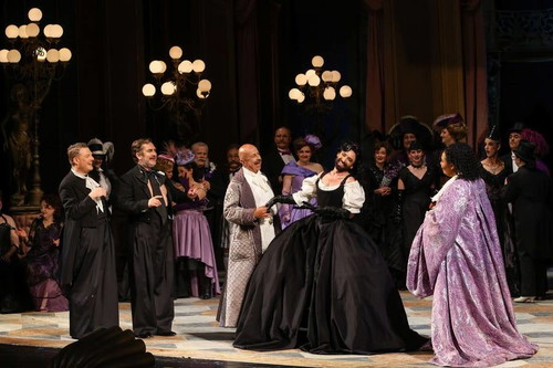 Daniel Schmutzhard (Gabriel von Eisenstein), Thomas Oliemans (Dr. Falke), Martin Winkler (Frank), Tom Neuwirth (Frosch), Katia Ledoux (Prinz Orlofsky), Chor der Volksoper Wien