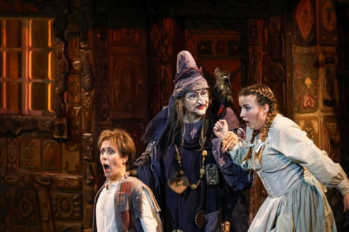 Annelie Sophie Müller (Hänsel), Ulrike Steinsky (Die Knusperhexe), Hedwig Ritter (Gretel)